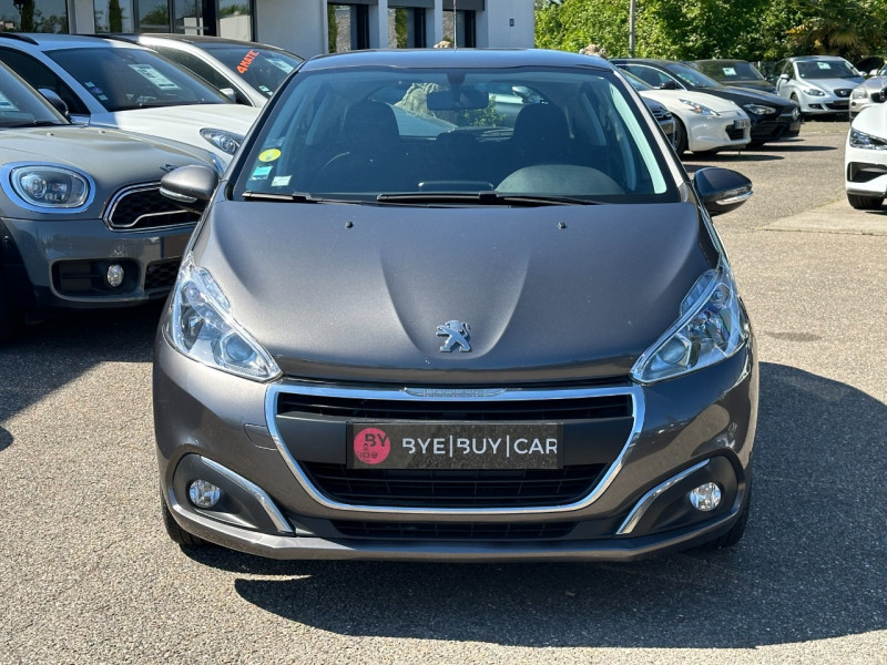 Photo 10 de l'offre de PEUGEOT 208 1.5 BLUEHDI 100CH E6.C ACTIVE BUSINESS S&S BVM5 86G 5P à 10990€ chez Colmar Sud Automobiles