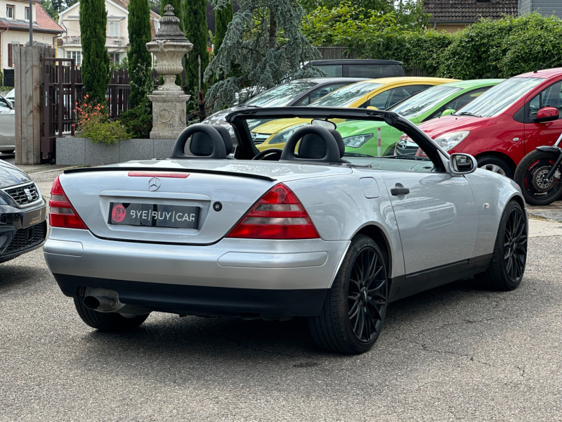 Photo 2 de l'offre de MERCEDES-BENZ CLASSE SLK 230K à 8990€ chez Colmar Sud Automobiles