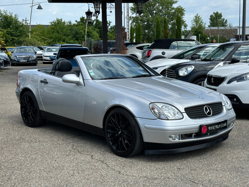 Photo 7 de l'offre de MERCEDES-BENZ CLASSE SLK 230K à 8990€ chez Colmar Sud Automobiles