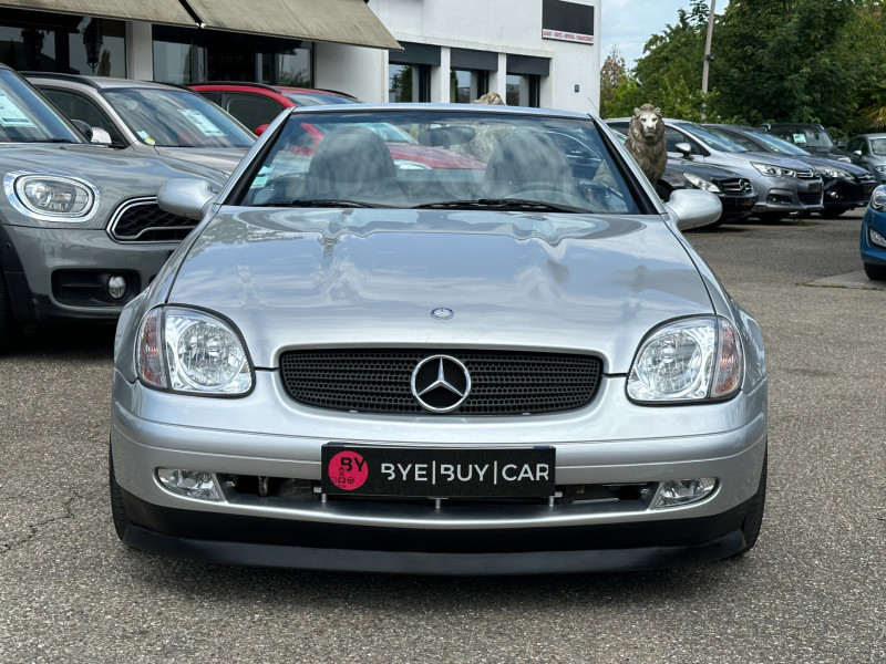 Photo 9 de l'offre de MERCEDES-BENZ CLASSE SLK 230K à 8990€ chez Colmar Sud Automobiles