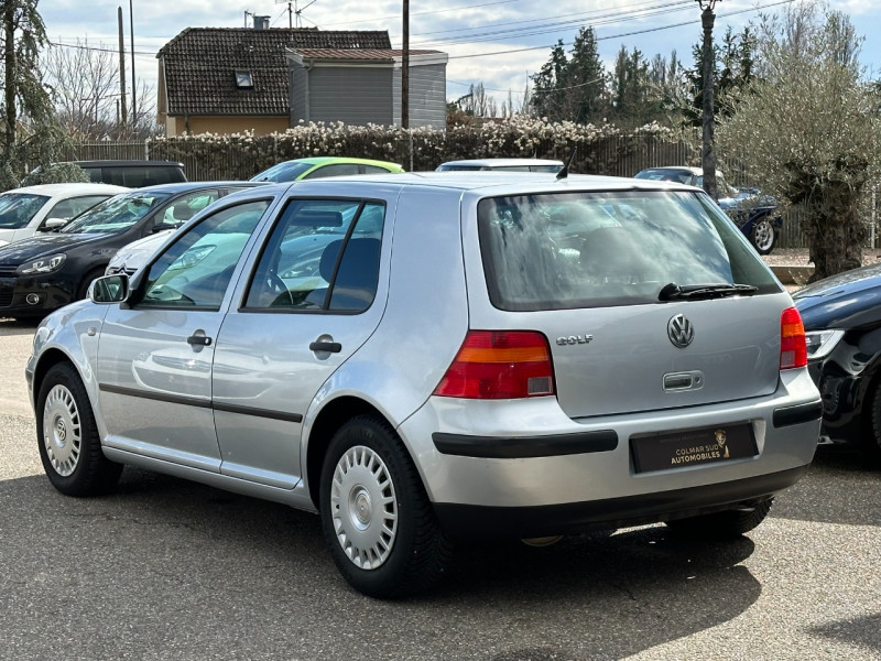 Photo 8 de l'offre de VOLKSWAGEN GOLF IV 1.4 75CH 5P à 5490€ chez Colmar Sud Automobiles