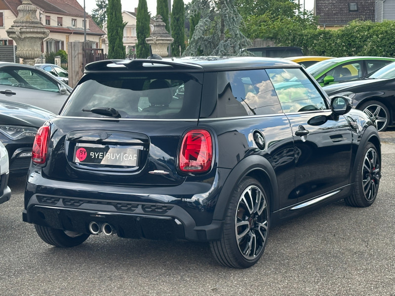 Photo 2 de l'offre de MINI MINI JOHN COOPER WORKS 231CH  BVA8 à 33490€ chez Colmar Sud Automobiles