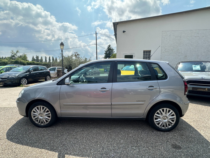 Photo 11 de l'offre de VOLKSWAGEN POLO 1.4 TDI 70CH UNITED 5P à 4990€ chez Colmar Sud Automobiles