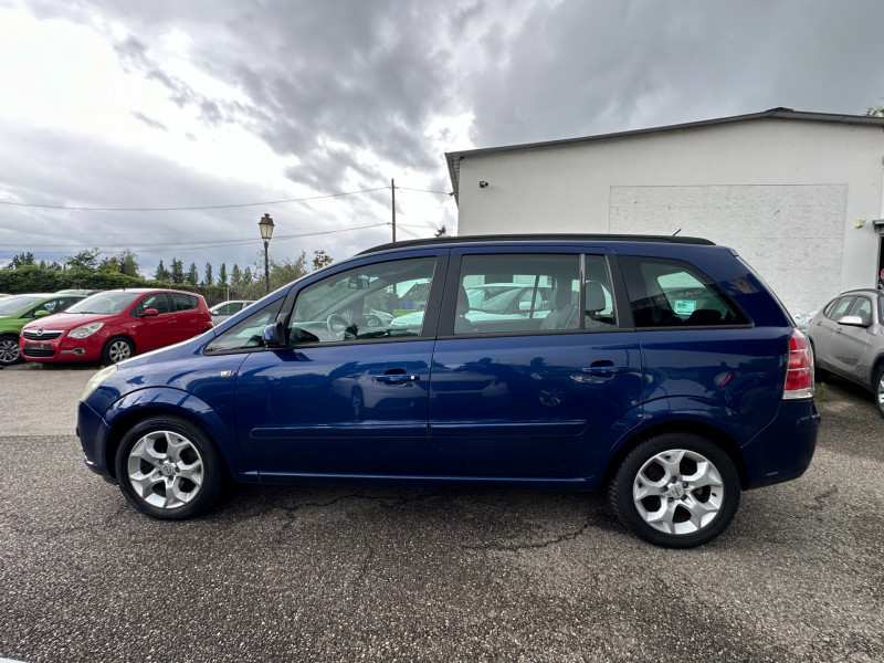 Photo 10 de l'offre de OPEL ZAFIRA 2.2 16V DESIGN EDITION à 6990€ chez Colmar Sud Automobiles