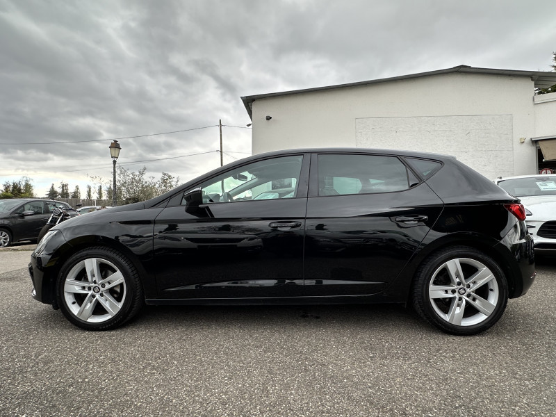 Photo 16 de l'offre de SEAT LEON 1.4 TSI 125CH FR START&STOP à 13990€ chez Colmar Sud Automobiles