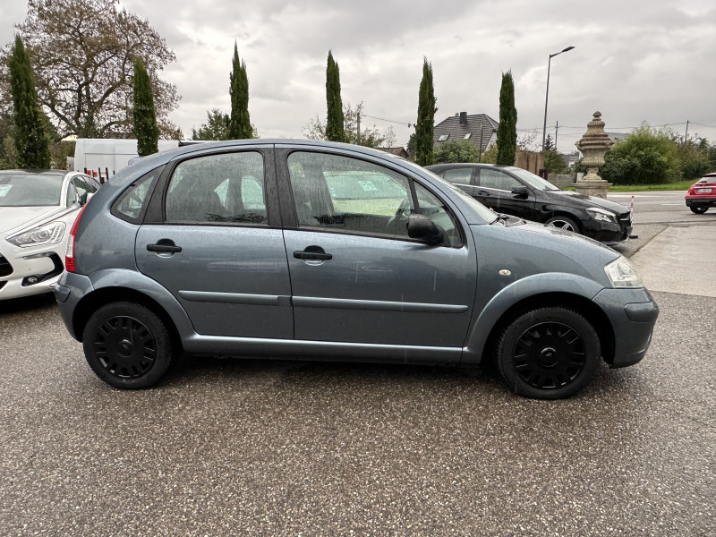 Photo 4 de l'offre de CITROEN C3 1.4I 16V CONFORT à 4990€ chez Colmar Sud Automobiles