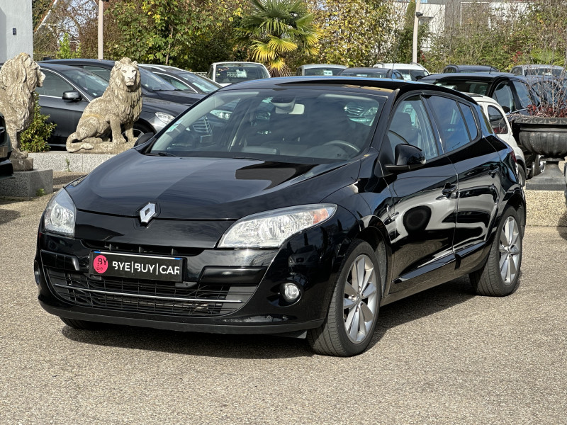 Photo 4 de l'offre de RENAULT MEGANE III 1.9 DCI 130CH FAP XV DE FRANCE ECO² à 7990€ chez Colmar Sud Automobiles