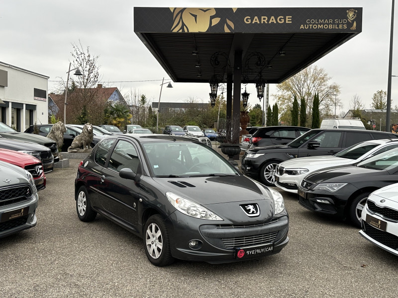 Photo 6 de l'offre de PEUGEOT 206 + 1.1 GENERATION 3P à 4990€ chez Colmar Sud Automobiles