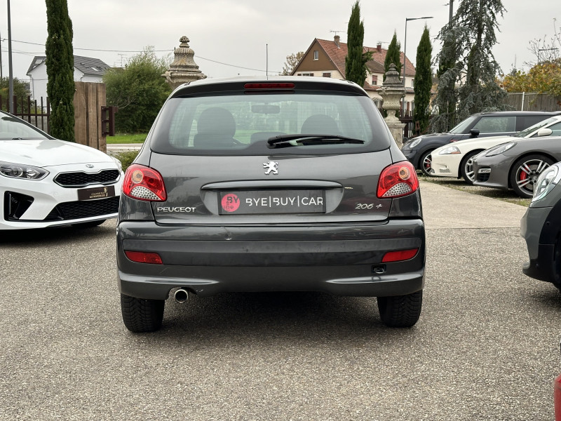 Photo 12 de l'offre de PEUGEOT 206 + 1.1 GENERATION 3P à 4990€ chez Colmar Sud Automobiles