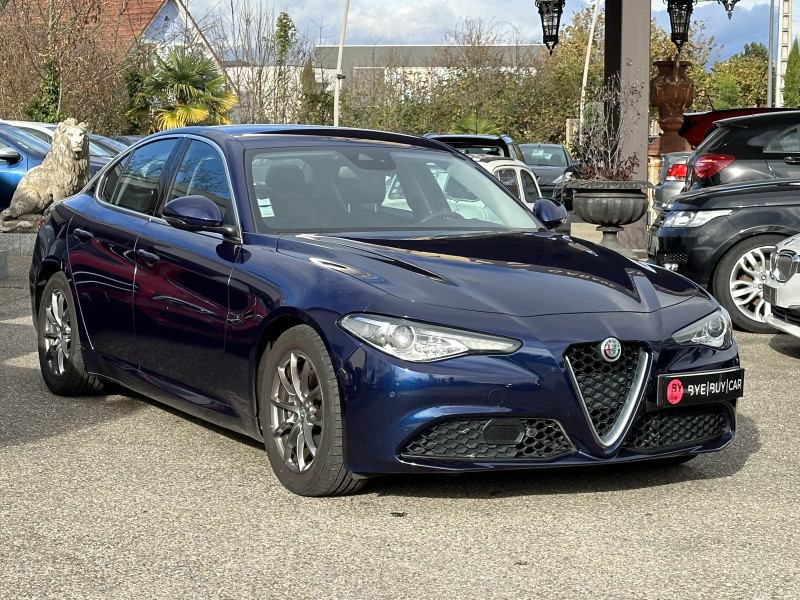 Photo 6 de l'offre de ALFA ROMEO GIULIA 2.2 JTD 150CH SUPER AT8 à 13990€ chez Colmar Sud Automobiles