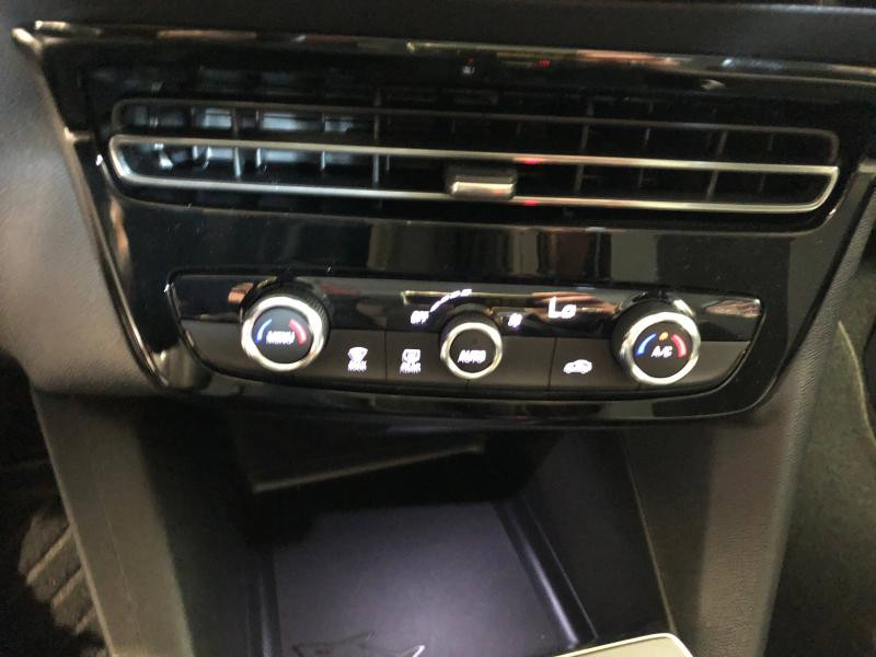 Photo 14 de l'offre de OPEL Mokka Mokka-e 136ch Elegance à 32784€ chez YVES MAHEO SA