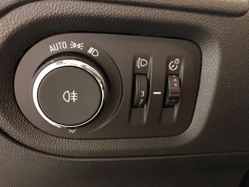 Photo 8 de l'offre de OPEL Grandland 1.2 Turbo 130ch MY23 à 29784€ chez OCEANE AUTOMOBILES