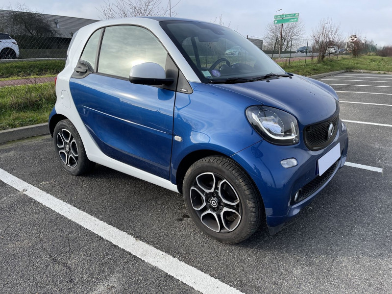 Photo 5 de l'offre de SMART FORTWO COUPE 90CH PRIME TWINAMIC à 13580€ chez Lofi Automobiles