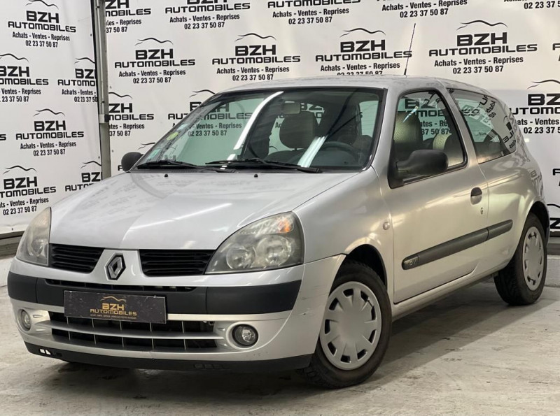 Renault CLIO II 1.2 16V 75CH CAMPUS 3P Essence GRIS C Occasion à vendre