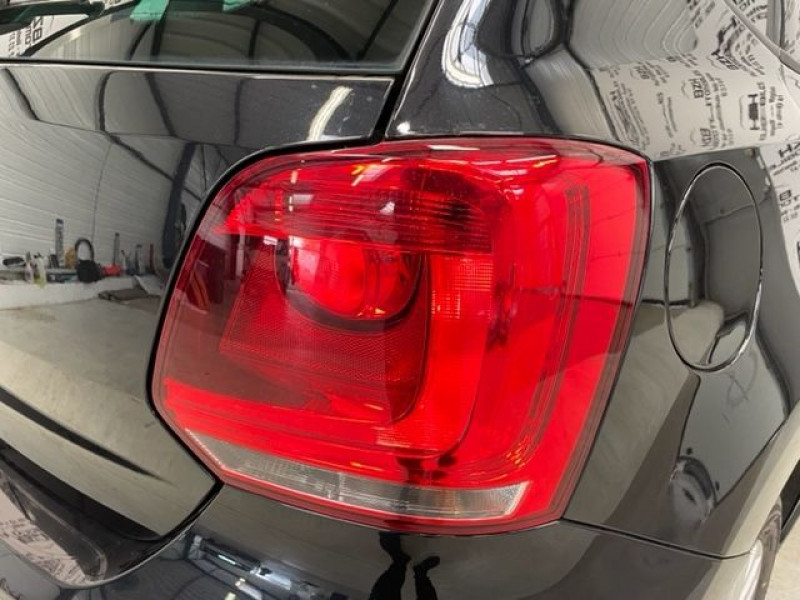 Photo 12 de l'offre de VOLKSWAGEN POLO 1.6 TDI 90CH FAP MATCH 2 5P à 10490€ chez BZH Automobiles