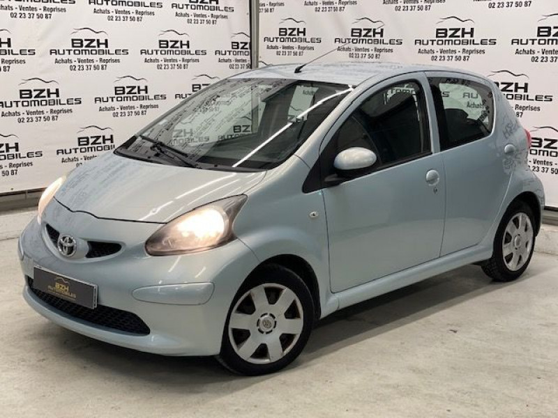 Toyota AYGO 1.0 VVT-I 68CH 5P Essence BLEU C Occasion à vendre