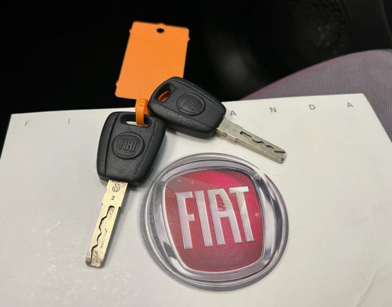 Photo 11 de l'offre de FIAT PANDA 1.2 8V 69CH DYNAMIC EURO5 à 5990€ chez BZH Automobiles