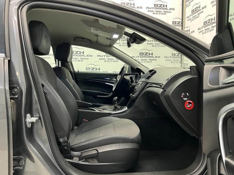 Photo 8 de l'offre de OPEL INSIGNIA 1.8 ECOTEC CONNECT PACK 4P à 9990€ chez BZH Automobiles