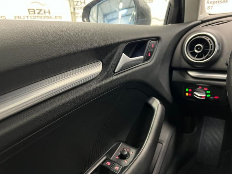Photo 22 de l'offre de AUDI A3 SPORTBACK 2.0 TDI 184CH S LINE QUATTRO S TRONIC 6 à 18490€ chez BZH Automobiles