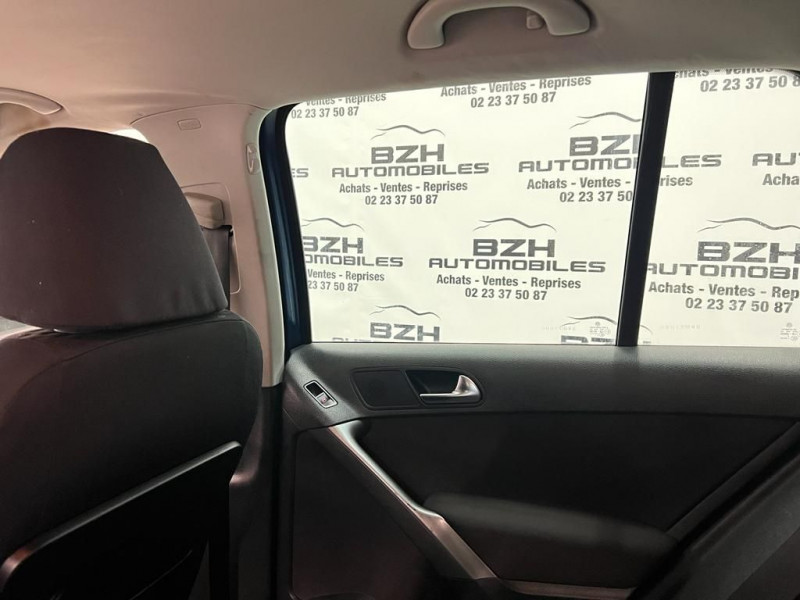 Photo 18 de l'offre de VOLKSWAGEN TIGUAN 2.0 TDI 140CH FAP SPORTLINE à 11990€ chez BZH Automobiles