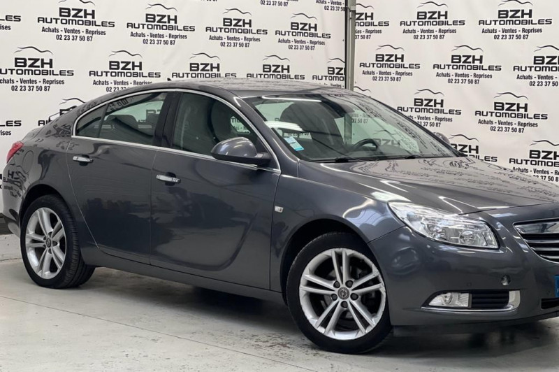 Photo 1 de l'offre de OPEL INSIGNIA 1.8 ECOTEC CONNECT PACK 4P à 9990€ chez BZH Automobiles