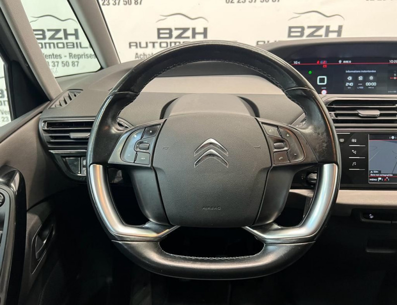 Photo 10 de l'offre de CITROEN C4 PICASSO BLUEHDI 120CH FEEL S&S à 12490€ chez BZH Automobiles
