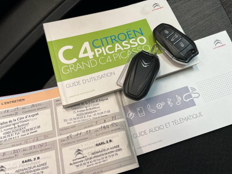 Photo 22 de l'offre de CITROEN C4 PICASSO BLUEHDI 120CH FEEL S&S à 12490€ chez BZH Automobiles