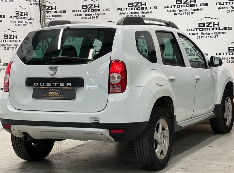 Photo 4 de l'offre de DACIA DUSTER 1.6 16V 105CH LAUREATE 4X2 BVM6 à 12490€ chez BZH Automobiles