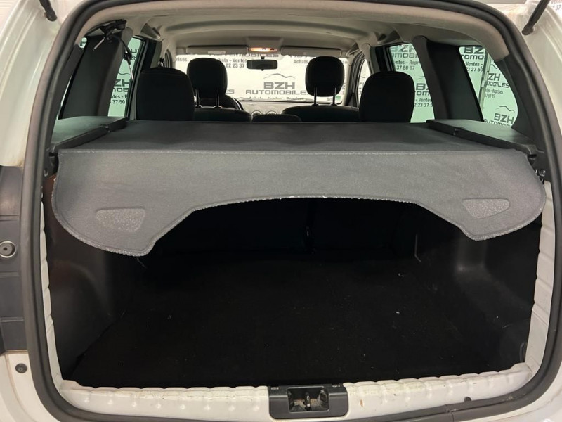 Photo 14 de l'offre de DACIA DUSTER 1.6 16V 105CH LAUREATE 4X2 BVM6 à 12490€ chez BZH Automobiles