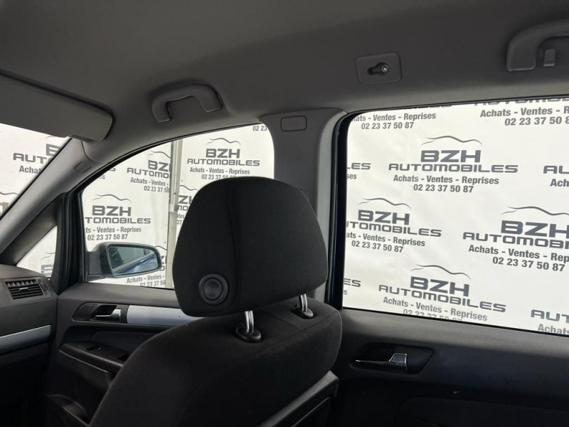 Photo 10 de l'offre de OPEL ZAFIRA PLACES 1.6 TWINPORT ENJOY à 7490€ chez BZH Automobiles