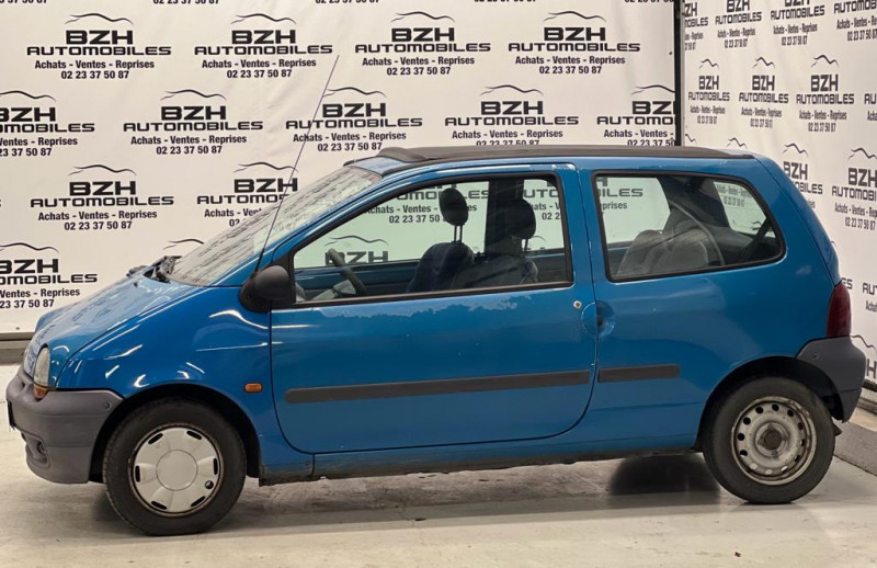 Photo 2 de l'offre de RENAULT TWINGO 1.2 55CH ALIZE à 3490€ chez BZH Automobiles