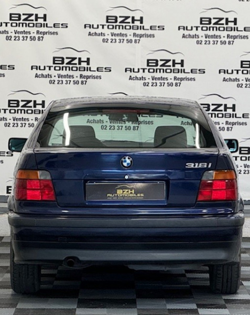 Photo 5 de l'offre de BMW SERIE 3 COMPACT (E36) 316I 105CH à 4490€ chez BZH Automobiles
