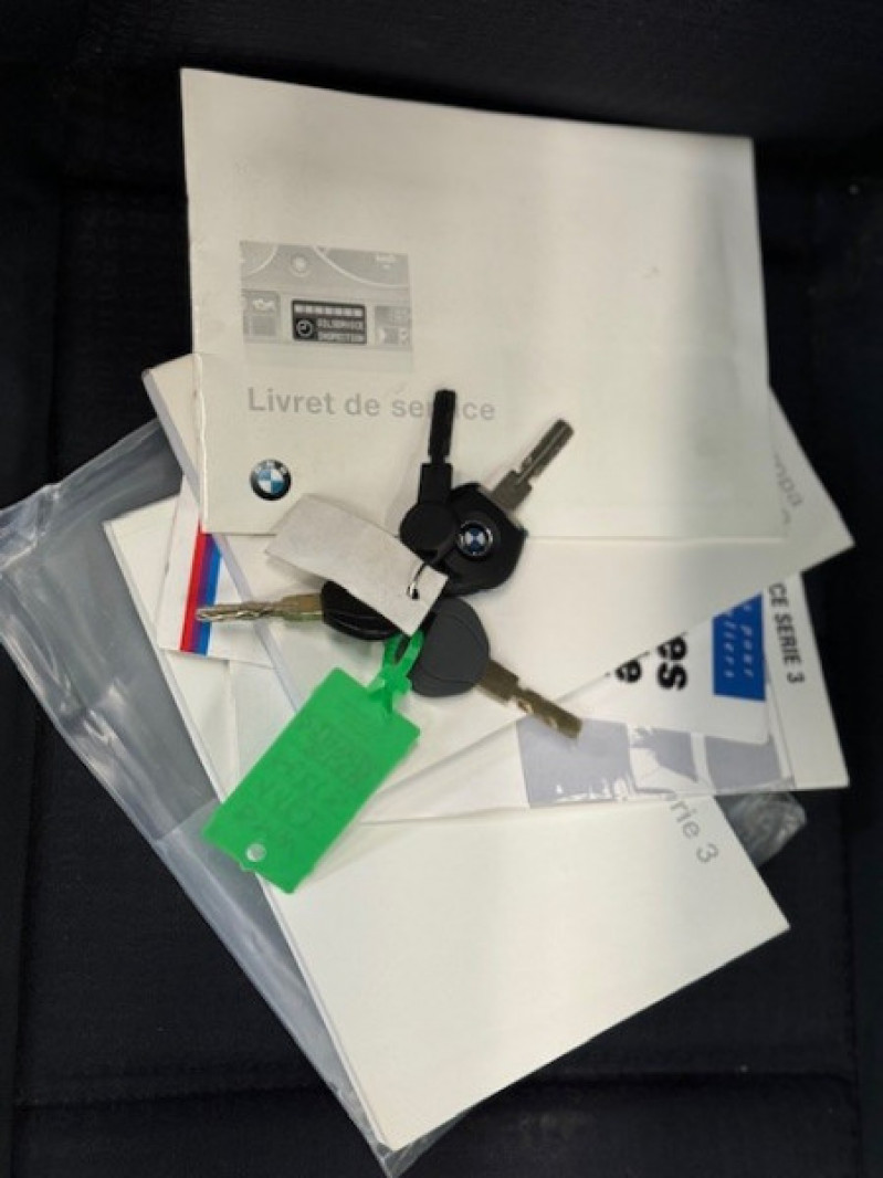 Photo 19 de l'offre de BMW SERIE 3 COMPACT (E36) 316I 105CH à 4490€ chez BZH Automobiles
