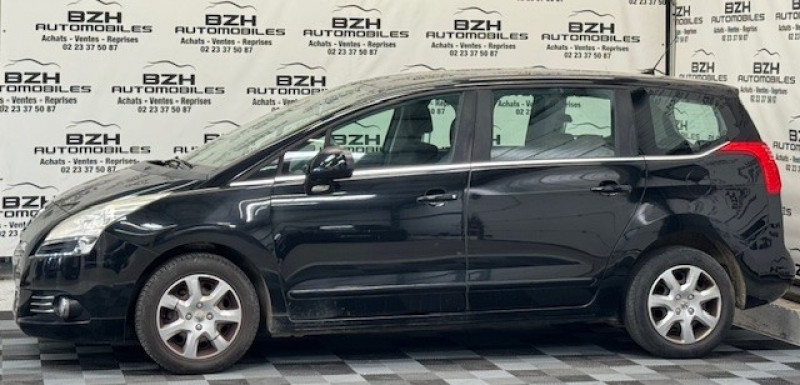 Photo 3 de l'offre de PEUGEOT 5008 1.6 HDI115 FAP ACTIVE 7PL à 9990€ chez BZH Automobiles