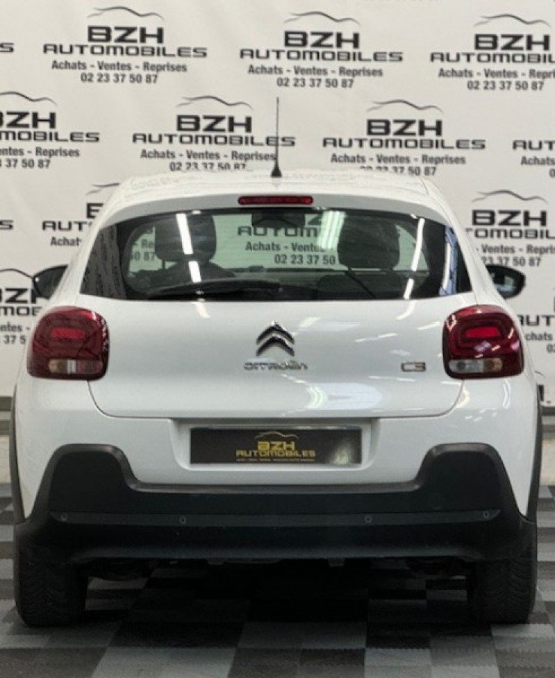 Photo 4 de l'offre de CITROEN C3 STE 1.5 BLUEHDI 100CH S&S BVM 6 FEEL NAV à 7990€ chez BZH Automobiles