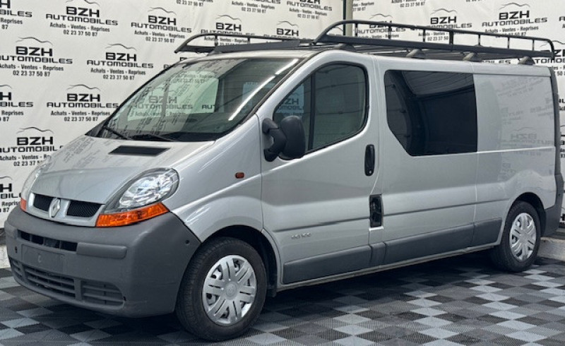 Photo 3 de l'offre de RENAULT TRAFIC II COMBI L1H1 1000 1.9 DCI 100CH à 10990€ chez BZH Automobiles