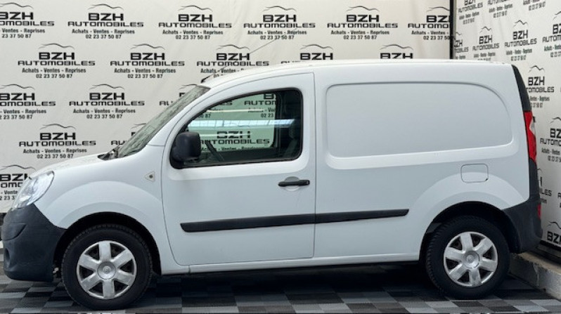 Photo 2 de l'offre de RENAULT KANGOO II EXPRESS COMPACT 1.5 DCI 85CH GRAND CONFORT * CLIM * à 8490€ chez BZH Automobiles