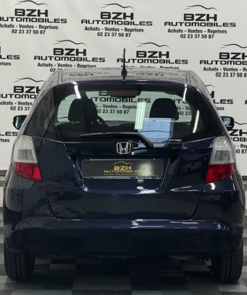 Photo 4 de l'offre de HONDA JAZZ * BOITE AUTOMATIQUE / CLIM / ENTRETIENS HONDA * à 10490€ chez BZH Automobiles