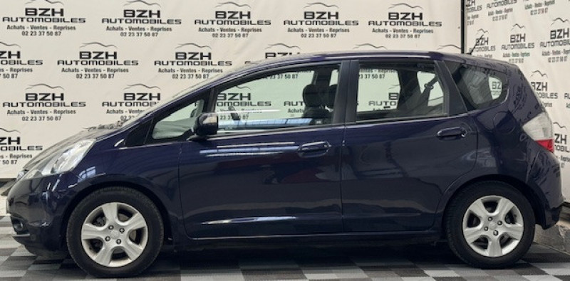 Photo 3 de l'offre de HONDA JAZZ * BOITE AUTOMATIQUE / CLIM / ENTRETIENS HONDA * à 10490€ chez BZH Automobiles