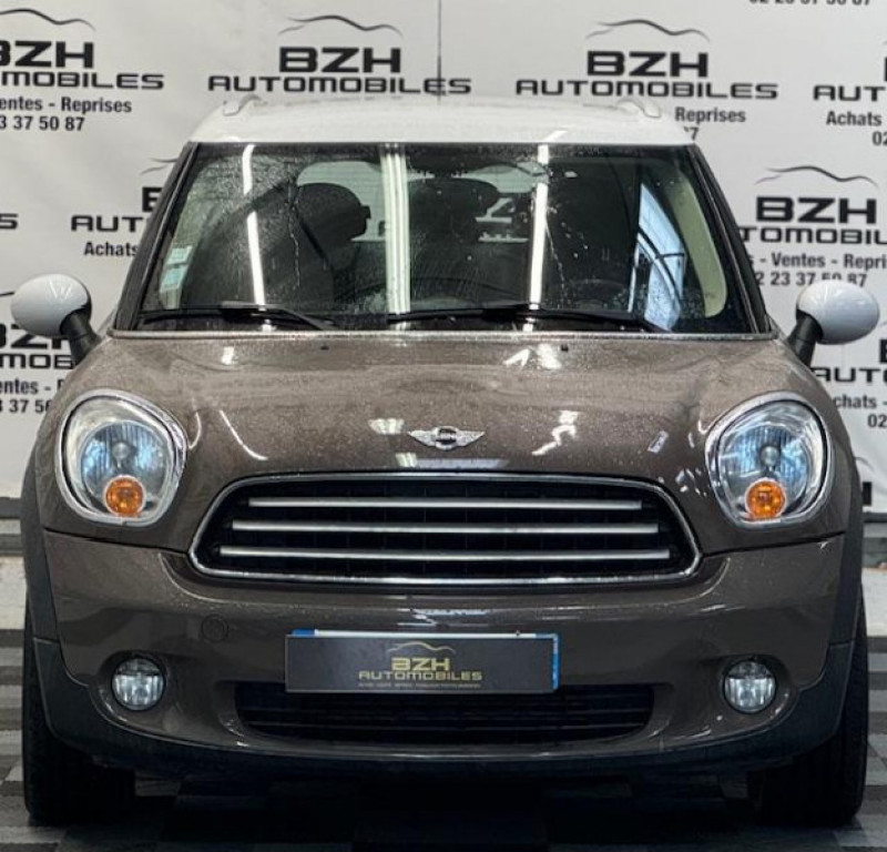 Photo 2 de l'offre de MINI COUNTRYMAN COOPER D 112CH ALL4 * REGUL / CLIM / ECRAN / RADRA DE RECUL * à 10990€ chez BZH Automobiles