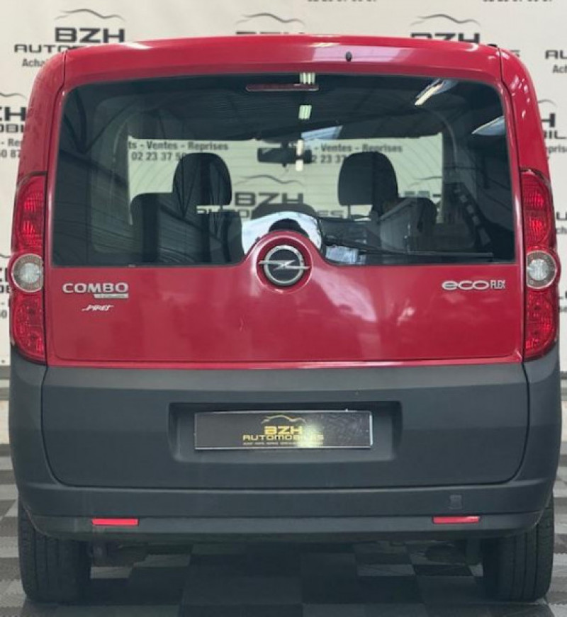 Photo 4 de l'offre de OPEL COMBO TOUR 1.6 CDTI 90CH COSMO L1H1 à 13490€ chez BZH Automobiles