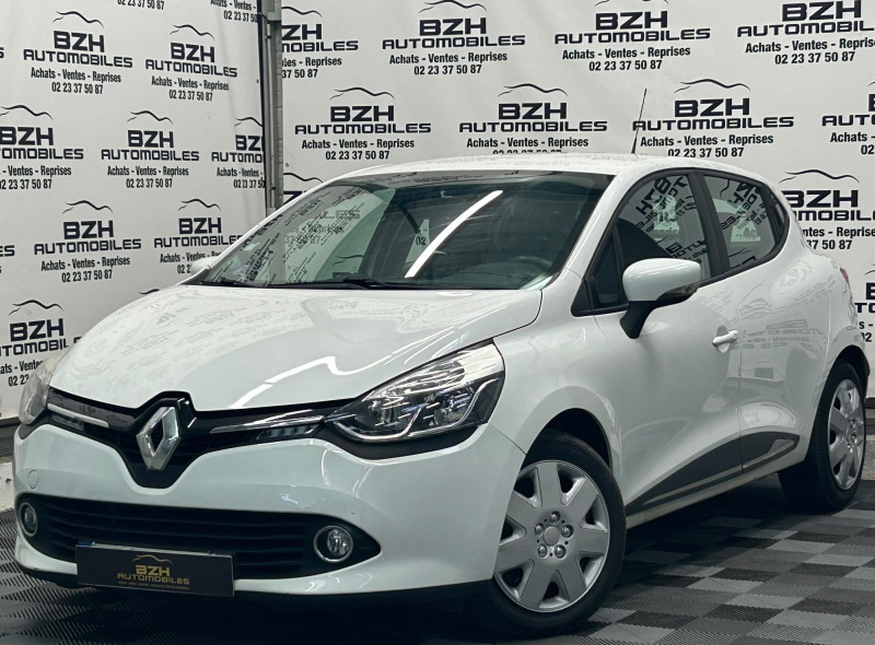 Renault CLIO IV 0.9 TCE 90CH ENERGY ZEN 5P * ECRAN / REGULATEUR / CLIM / ATTACHE REMORQUE * Essence BLANC Occasion à vendre