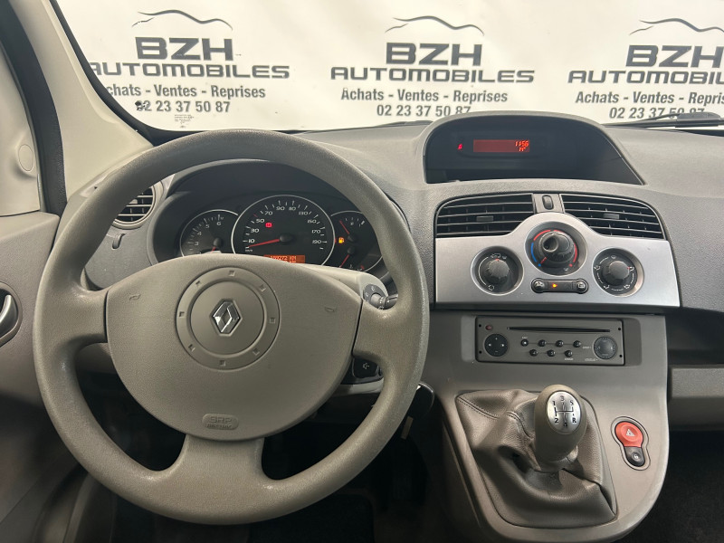 Photo 8 de l'offre de RENAULT KANGOO II 1.5 DCI 85CH AUTHENTIQUE à 9490€ chez BZH Automobiles