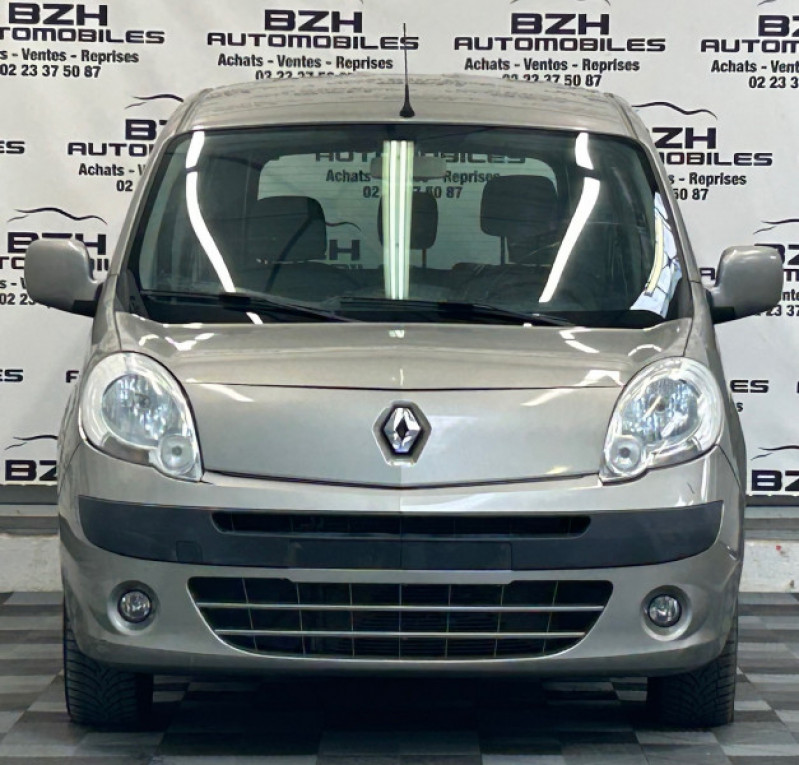 Photo 3 de l'offre de RENAULT KANGOO II 1.6 16V 105CH AUTHENTIQUE à 8990€ chez BZH Automobiles