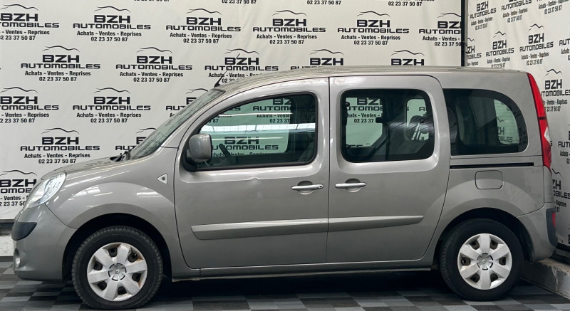 Photo 2 de l'offre de RENAULT KANGOO II 1.6 16V 105CH AUTHENTIQUE à 8990€ chez BZH Automobiles