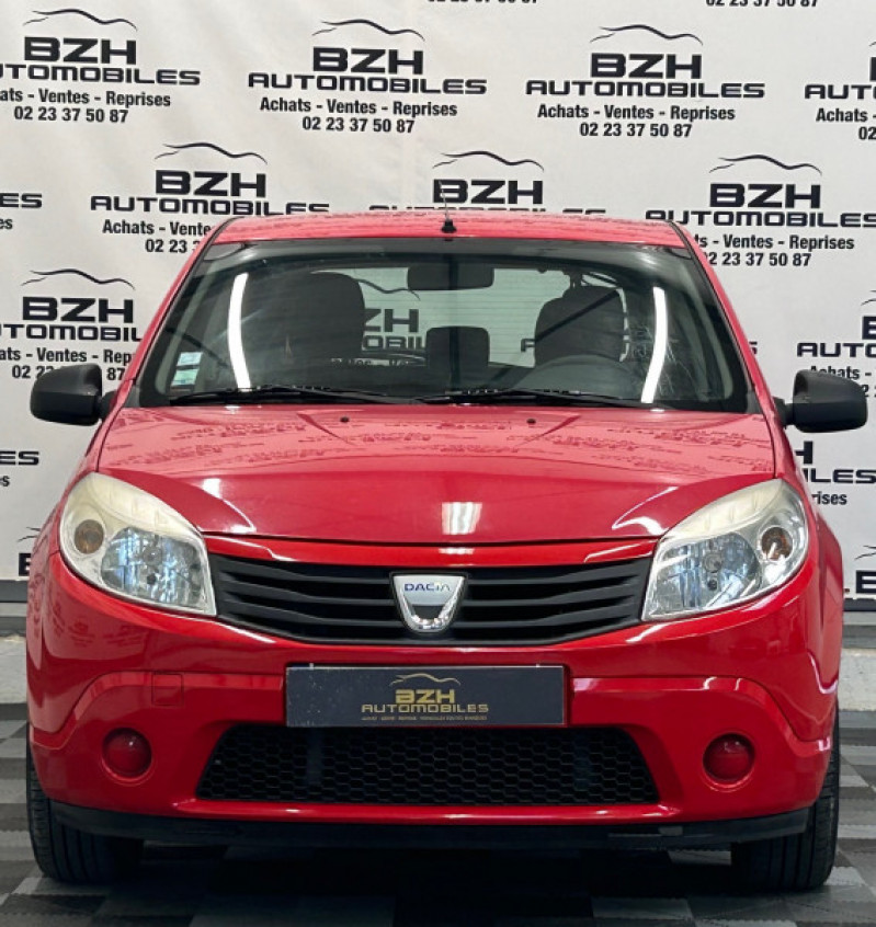 Photo 3 de l'offre de DACIA SANDERO 1.4 MPI 75CH GPL AMBIANCE GARANTIE 12 MOIS à 5990€ chez BZH Automobiles