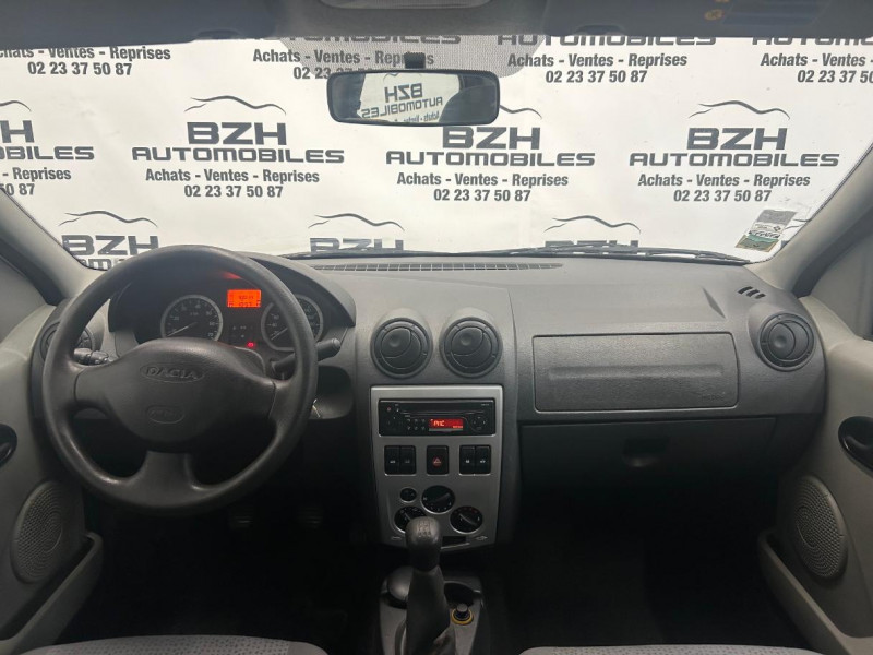 Photo 3 de l'offre de DACIA LOGAN 1.6 MPI 90CH LAUREATE GARANTIE 12 MOIS à 5990€ chez BZH Automobiles