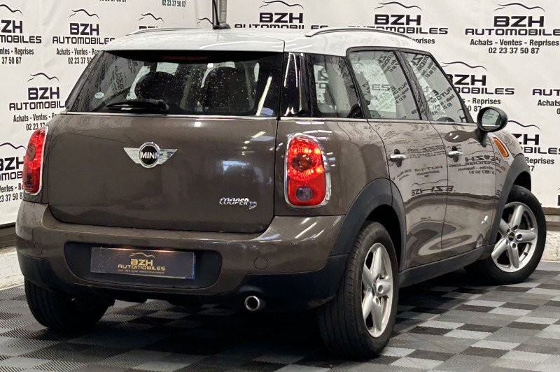 Photo 4 de l'offre de MINI COUNTRYMAN COOPER D 112CH ALL4 * REGUL / CLIM / ECRAN / RADAR DE RECUL * à 10490€ chez BZH Automobiles