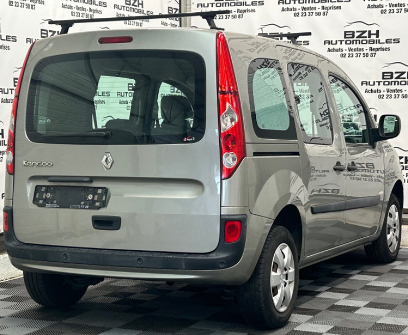 Photo 5 de l'offre de RENAULT KANGOO II 1.6 90CH ACCESS à 11990€ chez BZH Automobiles