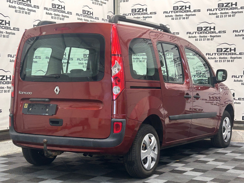 Photo 5 de l'offre de RENAULT KANGOO 1.6 16V 95CH PRIVILEGE 5P à 10990€ chez BZH Automobiles